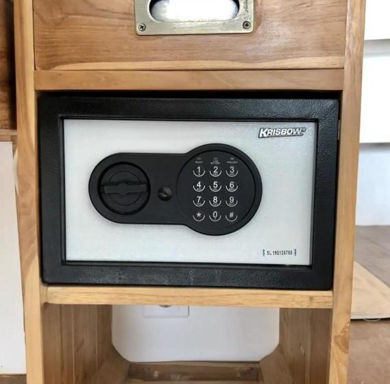 オーシャンビュースタンダードルーム, Bale Bingin Beachfront Stay