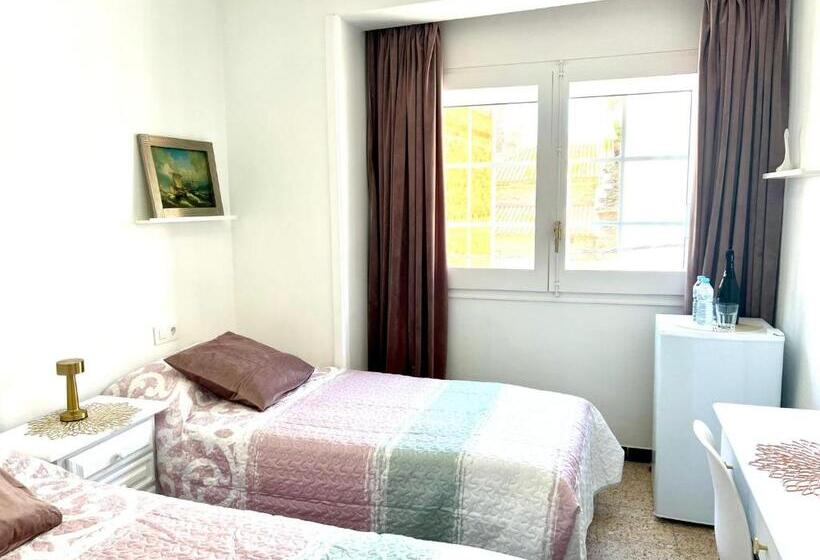 اتاق استاندارد, Escondite Central Con Terraza Compartida En La Azotea