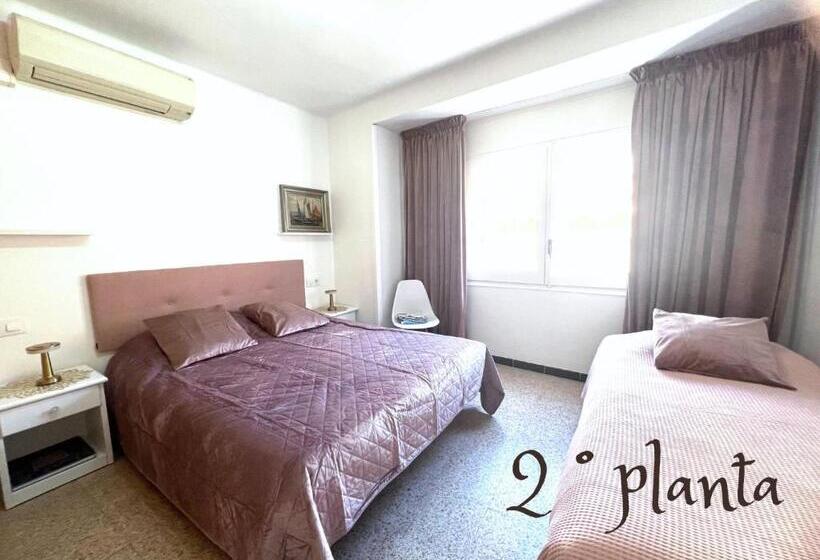 اتاق راحتی سه تخته, Escondite Central Con Terraza Compartida En La Azotea