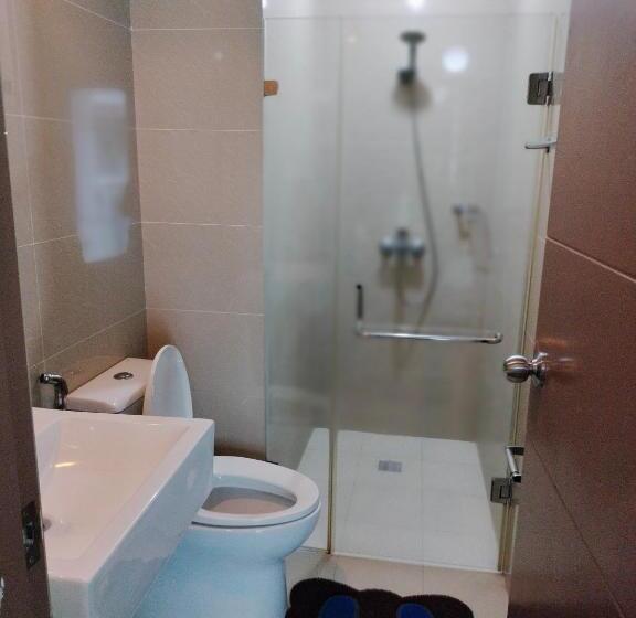 סטודיו סטנדרט עם מרפסת, Rqui Condotel Near Airport At Two Palmtree Villas