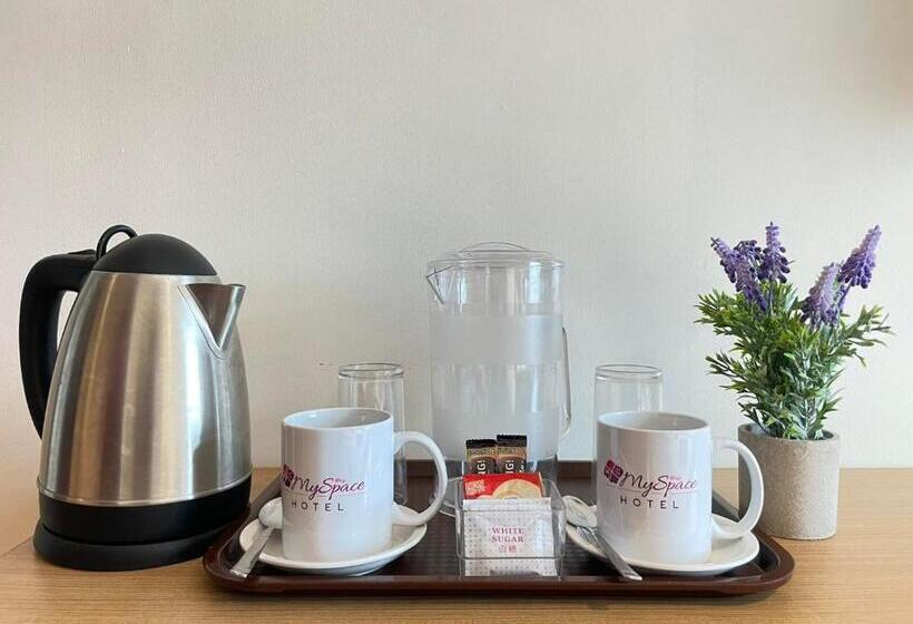 اتاق استاندارد, Myspace Hotel @bgc