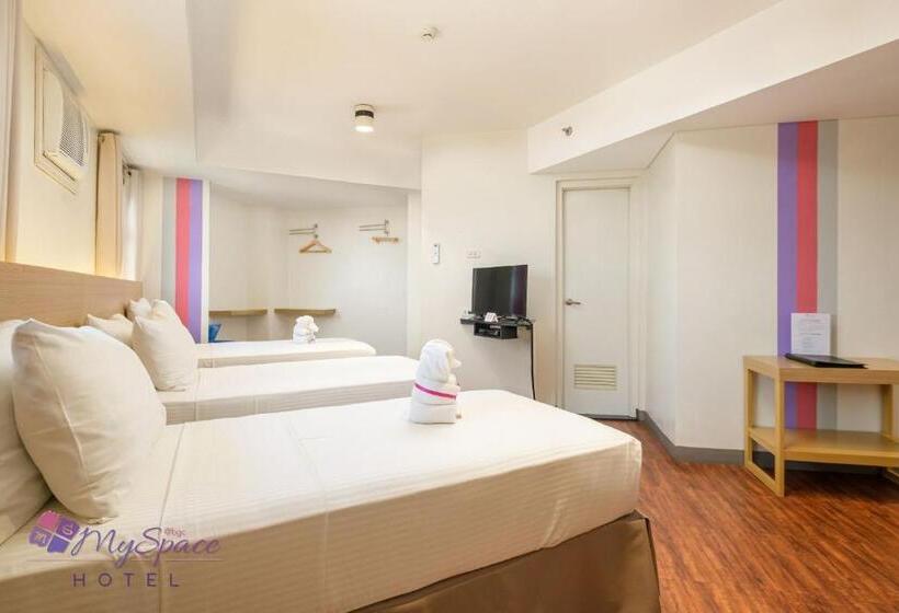 اتاق استاندارد سه نفره, Myspace Hotel @bgc