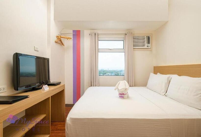 キングサイズベッドのデラックスルーム, Myspace Hotel @bgc