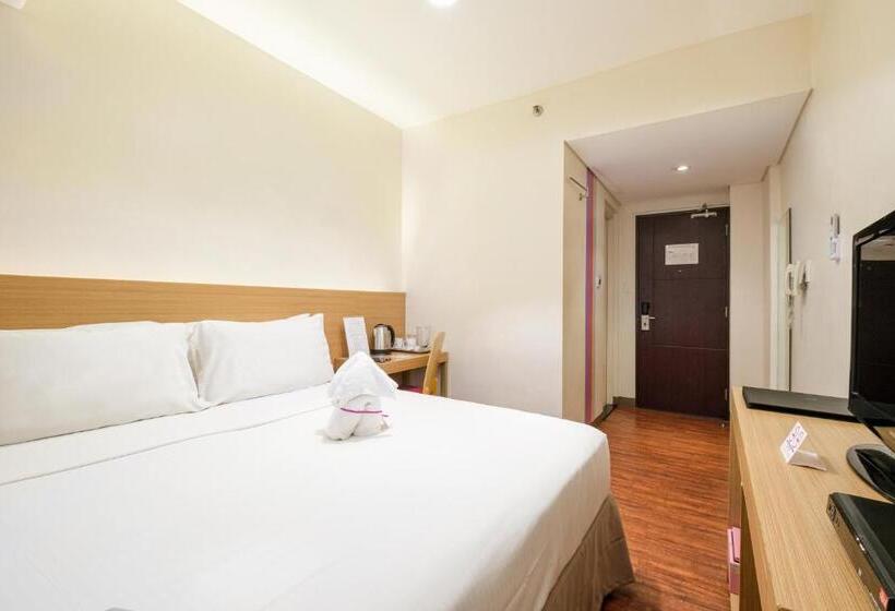 اتاق لوکس با تخت بزرگ, Myspace Hotel @bgc