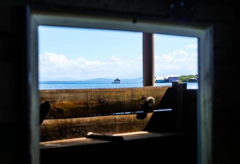 バス共有のスタンダードルーム, Barrbra Bnb Over The Sea