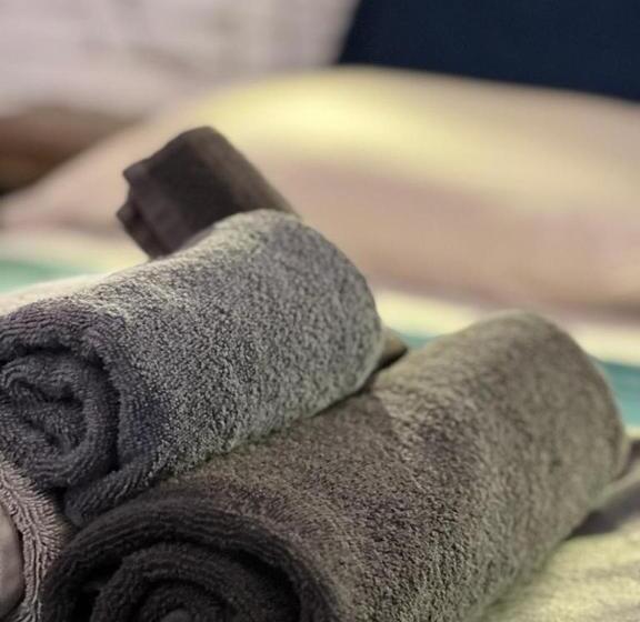 海の見えるスタンダードスタジオ, Barrbra Bnb Over The Sea