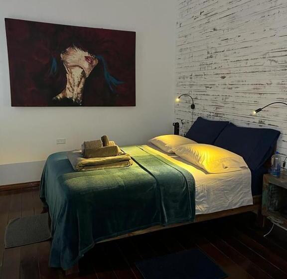 海の見えるスタンダードスタジオ, Barrbra Bnb Over The Sea