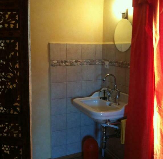 Семейный Номер Вид на Сад, Chambres D'hôtes Chez Epicure