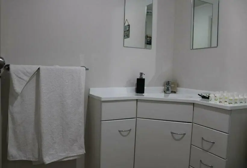 Standard-studio, Coromandel Seaview Motel