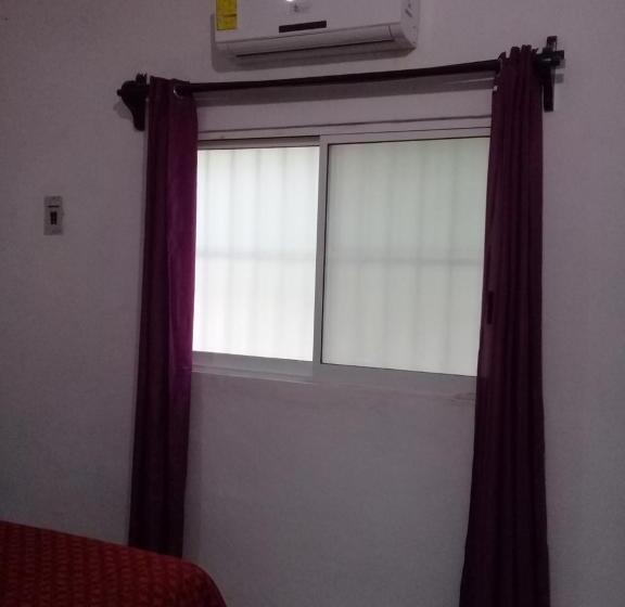 اتاق استاندارد با تخت بزرگ, 41 Valladolid