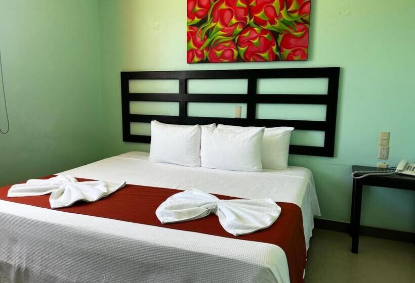 标准工作室, Castillo Del Rey