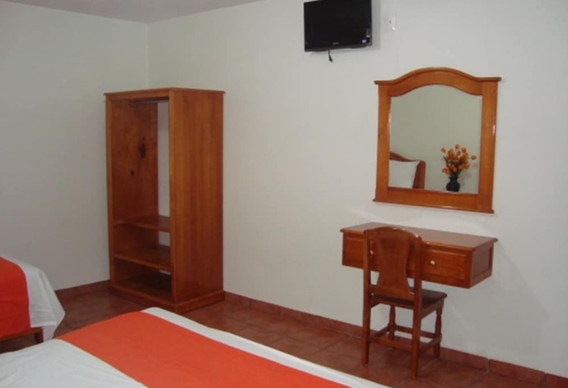 Номер Стандарт, La Cascada Oaxaca