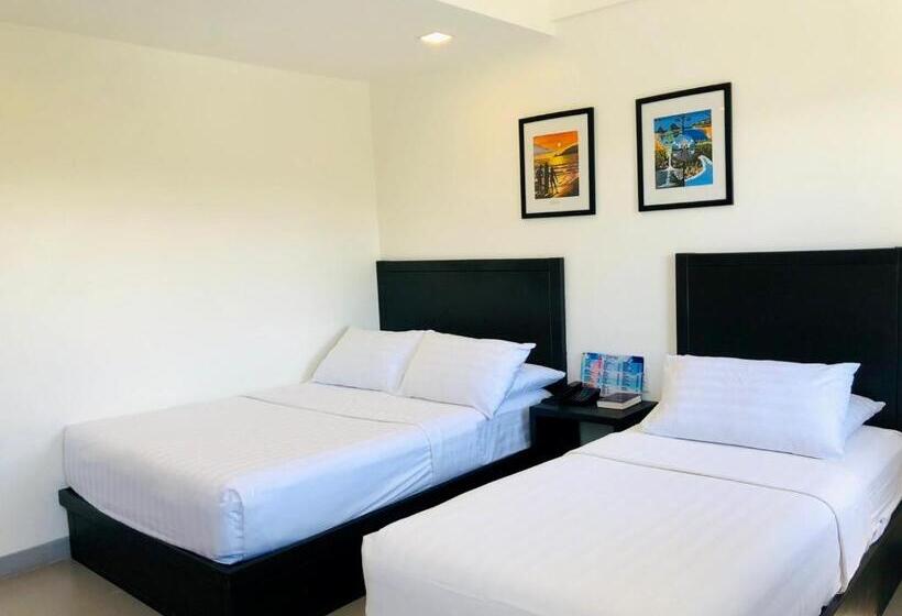 اتاق استاندارد سه نفره, Playa Azul Baler