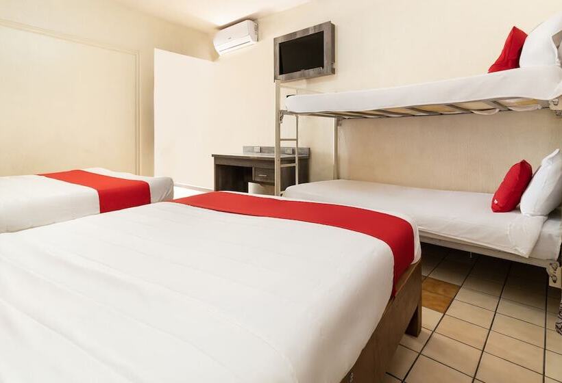 غرفة عائلية, Real Del Sur