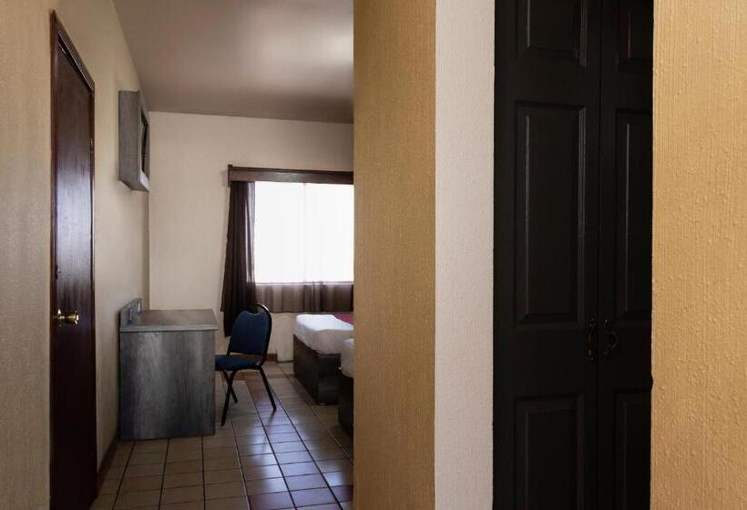 غرفة قياسية, Real Del Sur