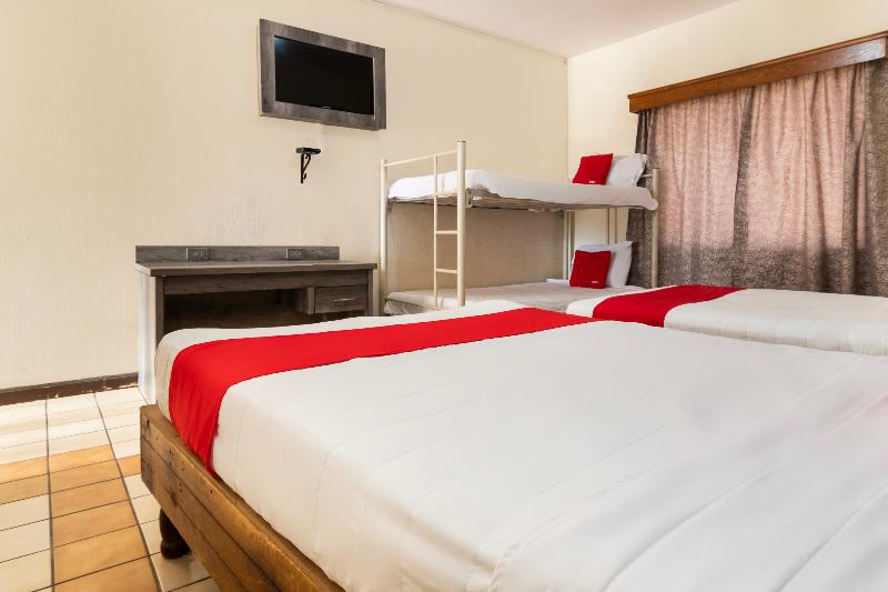 غرفة عائلية, Real Del Sur