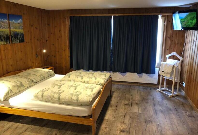 חדר אקונומי, Restaurant Simplon