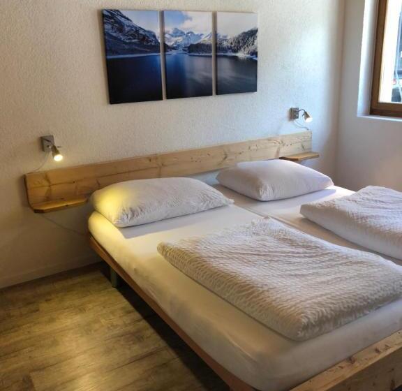 חדר אקונומי יחיד, Restaurant Simplon