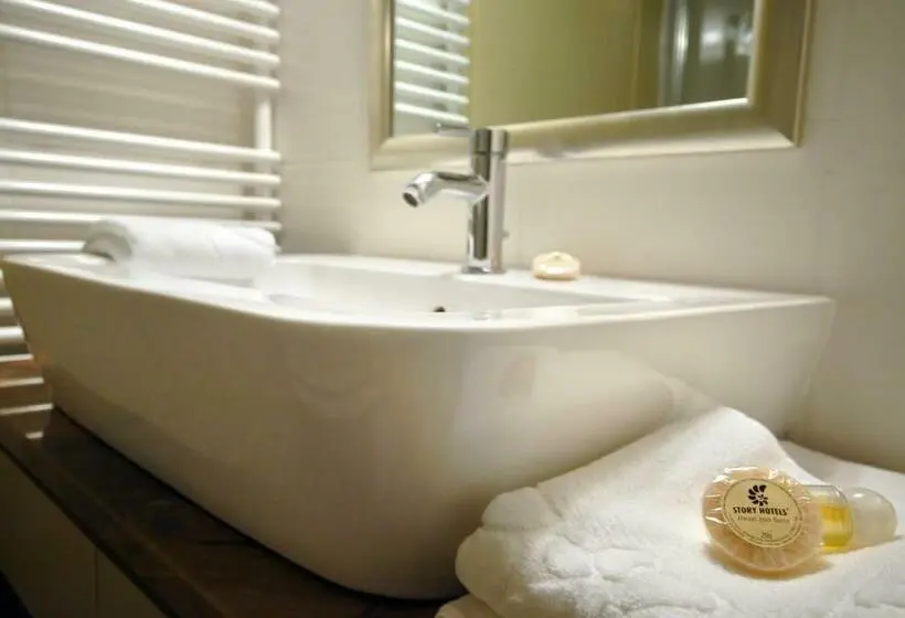 اتاق استاندارد با تخت بزرگ, Mitra, Story Hotels