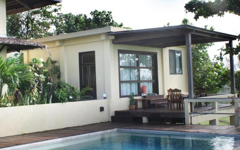 سوییت لوکس, Villa Maya