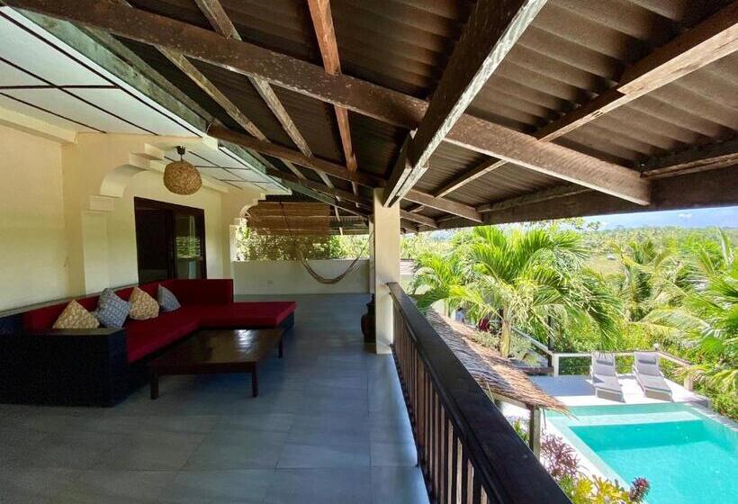 اتاق لوکس خانوادگی, Villa Maya