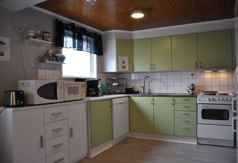 Perhehuone Jaettu Kylpyhuone, Roddaren Vandrarhem Hostel