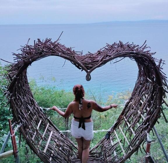 اتاق خانوادگی با چشمانداز باغ, Stay N Save B&b