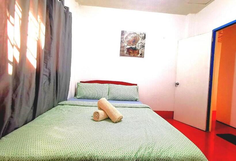 Семейный Номер, Stay N Save B&b