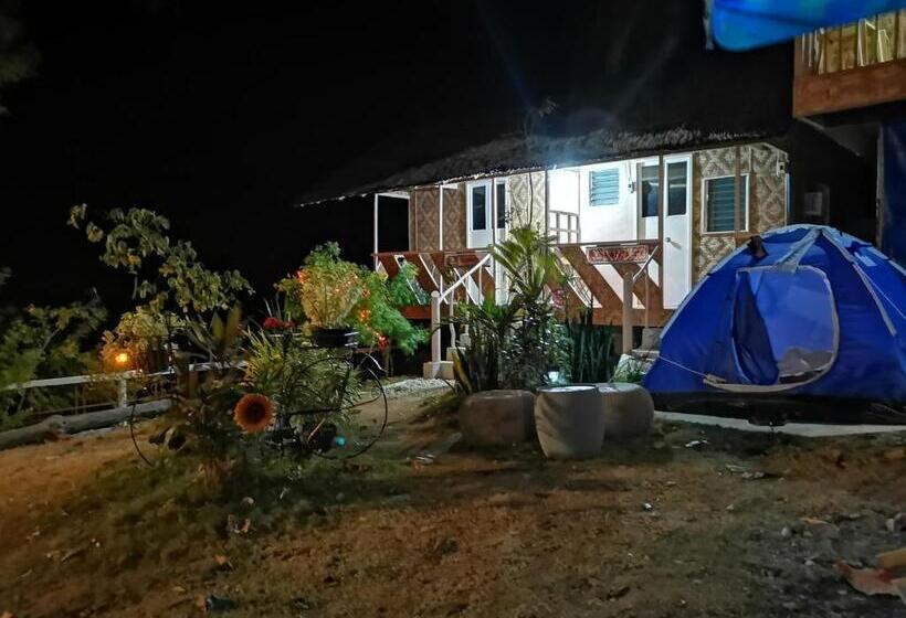 سوییت جونیور با چشمانداز دریا, Stay N Save B&b