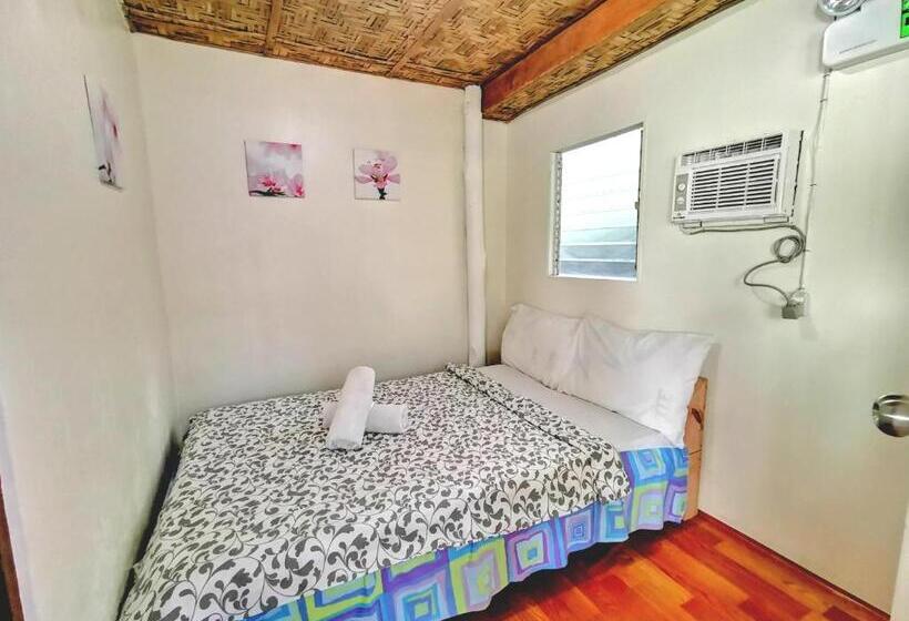 Полулюкс Вид на Море, Stay N Save B&b
