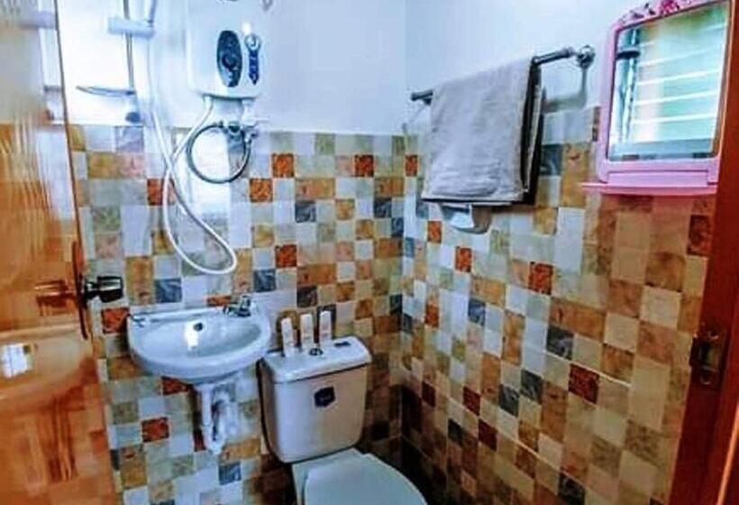 سوییت با چشمانداز دریا, Stay N Save B&b