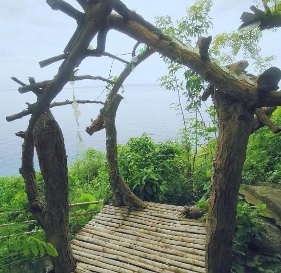 چادر با خدمات رفاهی استاندارد, Stay N Save B&b