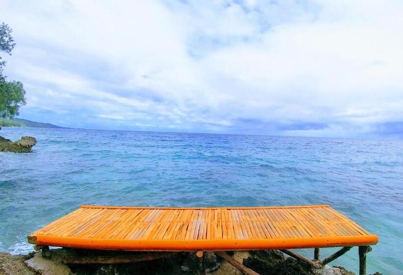 سوییت خانوادگی, Stay N Save B&b