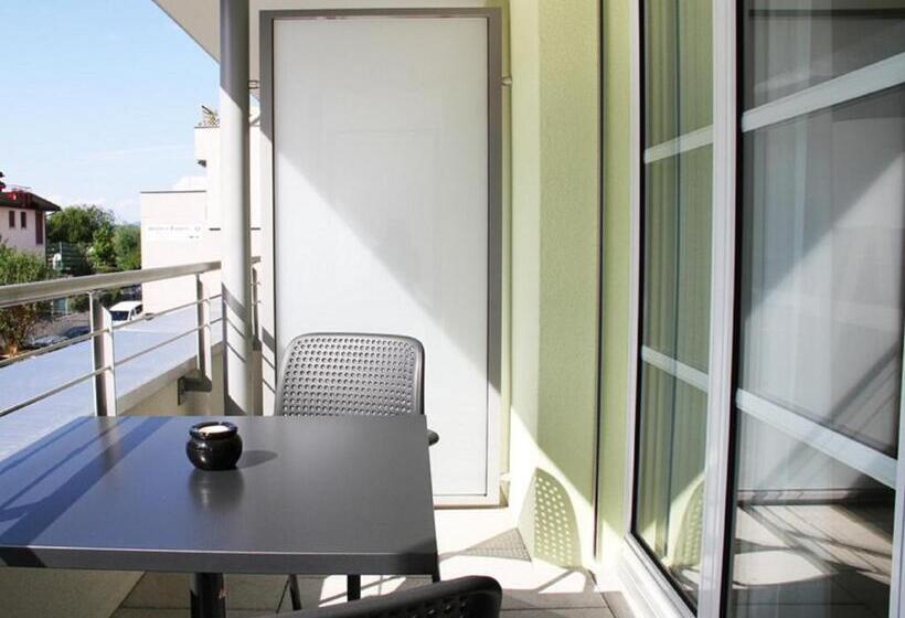 Апартаменты Deluxe 1 Спальня, Stockberg Hotel & Apartments