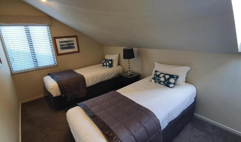 침실 3개 아파트, The Moorings Motel And Apartments