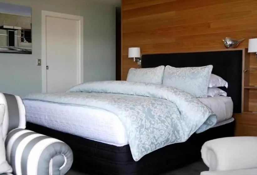 オーシャンビューデラックスルーム, Top Floor Bed And Breakfast