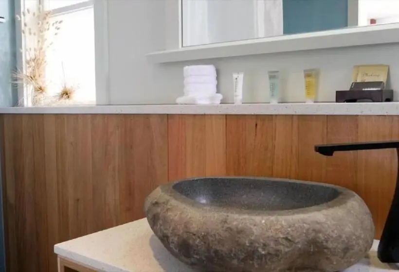 デラックスルーム, Top Floor Bed And Breakfast