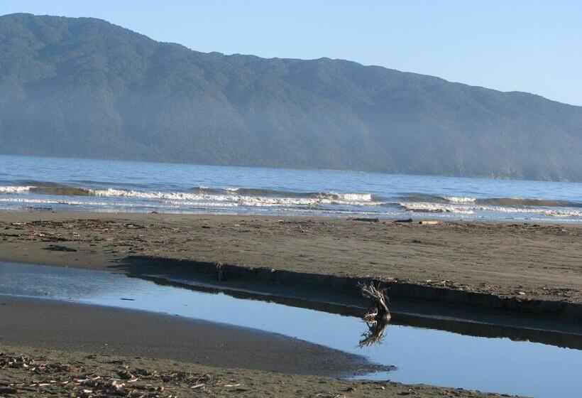 اتاق لوکس با چشمانداز دریا, Top Floor Bed And Breakfast