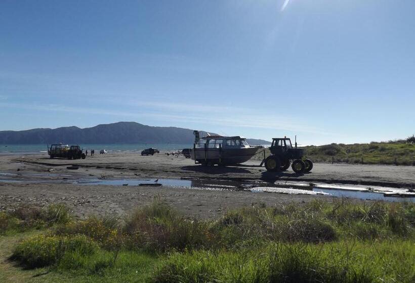 اتاق لوکس با چشمانداز دریا, Top Floor Bed And Breakfast