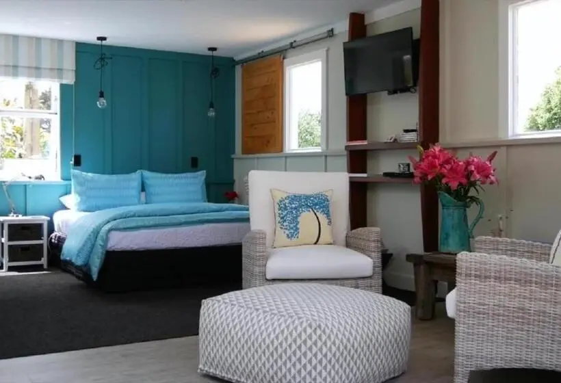 デラックスルーム, Top Floor Bed And Breakfast
