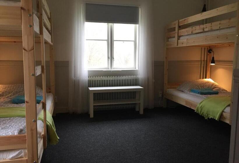 스탠다드 4인용 룸 공용 욕실, Tranås Vandrarhem