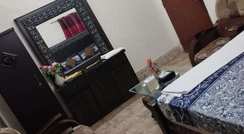 اتاق لوکس, Embassy Inn Guest House Hyderabad