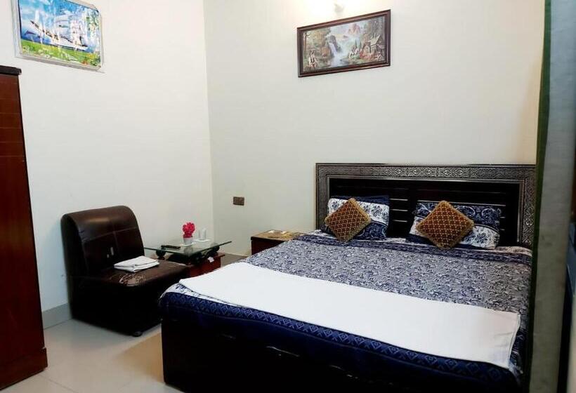 اتاق لوکس, Embassy Inn Guest House Hyderabad