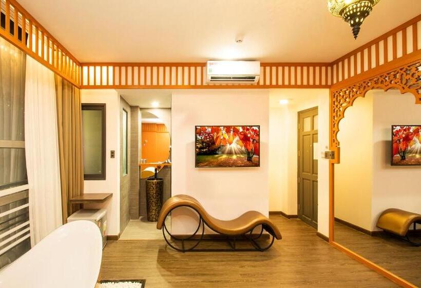 اتاق لوکس با تخت بزرگ, Eros Hotel 2   Love