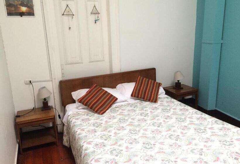 اتاق استاندارد یک تخته با سرویس بهداشتی مشترک, Nómada Eco Hostal