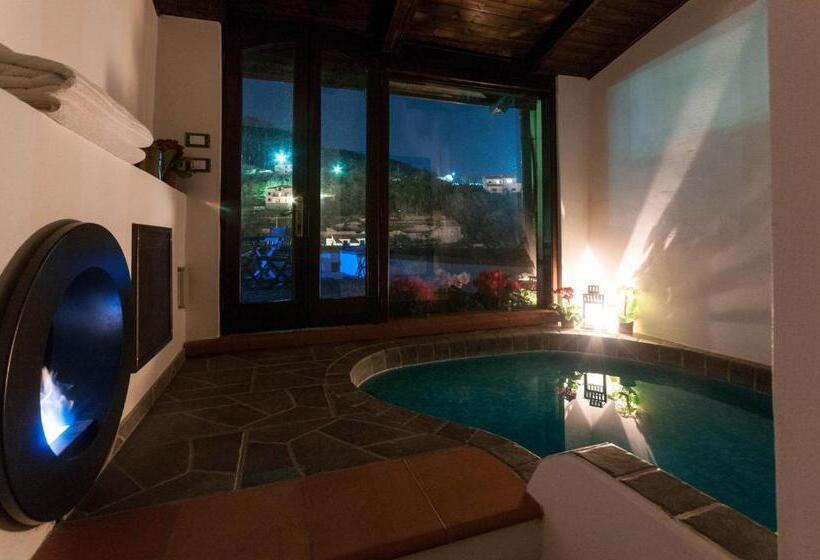 סוויטה דלוקס, Bike Resort Overland