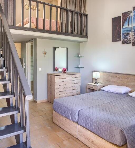 דירה בת חדר שינה 1 עם נוף, Haraki Sand Beach