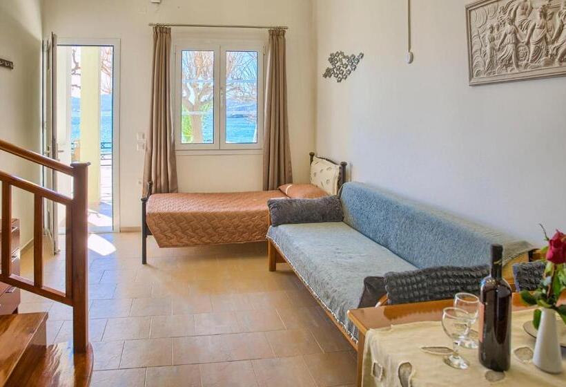 דירת חדר נוף לים, Haraki Sand Beach