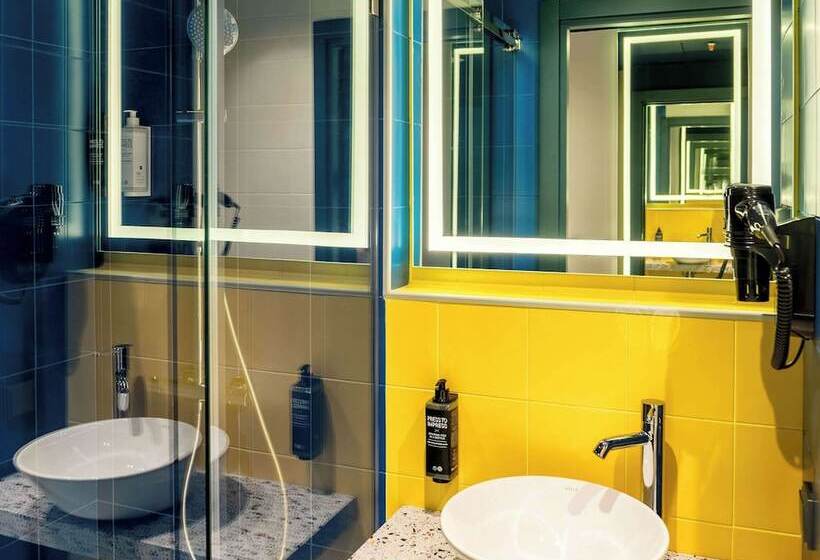 اتاق استاندارد, Ibis Styles Batumi