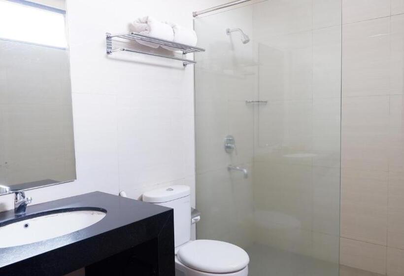 Бунгало Стандарт 3 Спальни, Pepabri Hotel & Resort